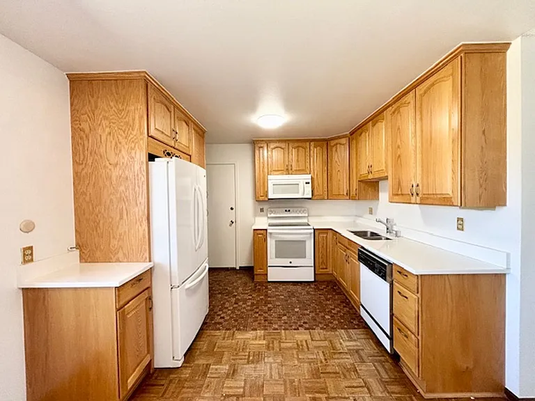 11277 E Custer Pl — Photo 9