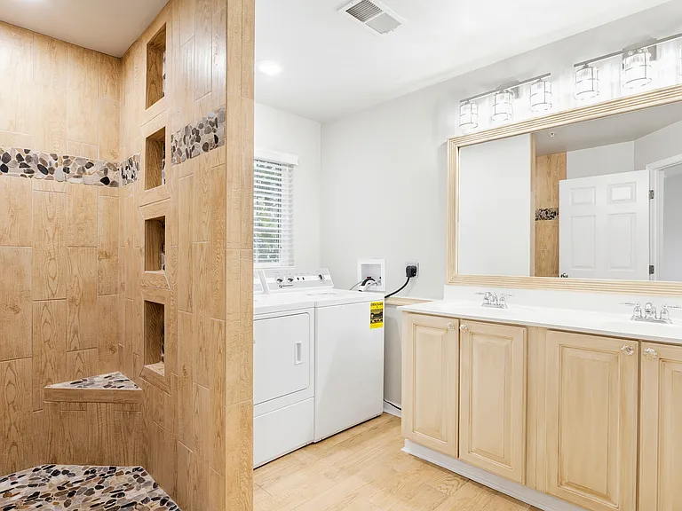 2236 Ivy Ln #5 — Photo 17