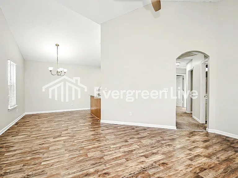 515 Denny Rd — Photo 8