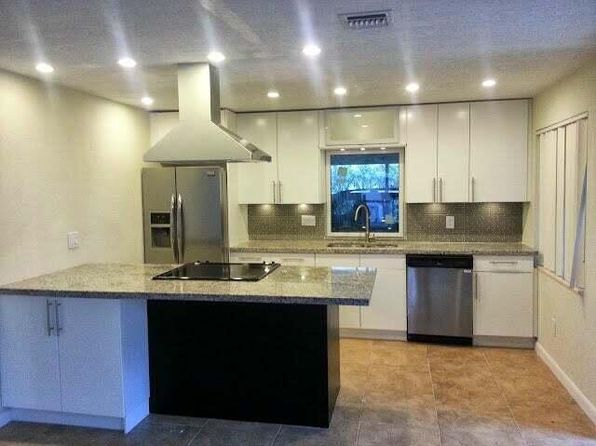 130 W Ocean Dr
