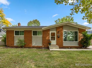 1804 Carlton Ave NE, Grand Rapids, MI 49505