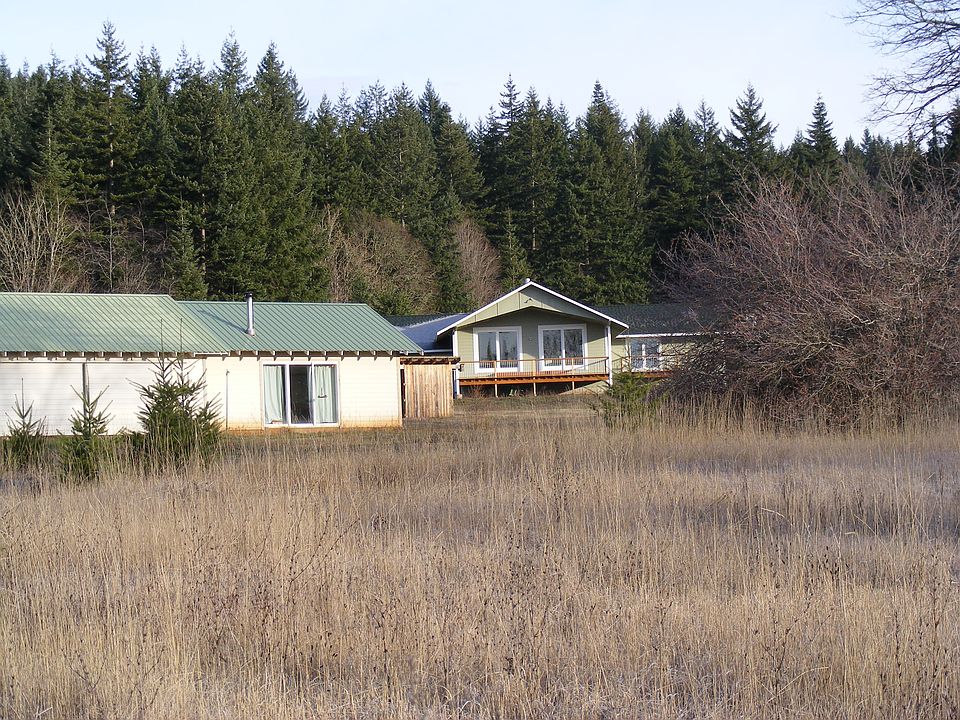 This is the first you see of the house from the road.