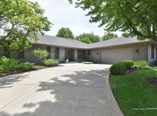 1233 Galway Ct, Geneva, IL 60134