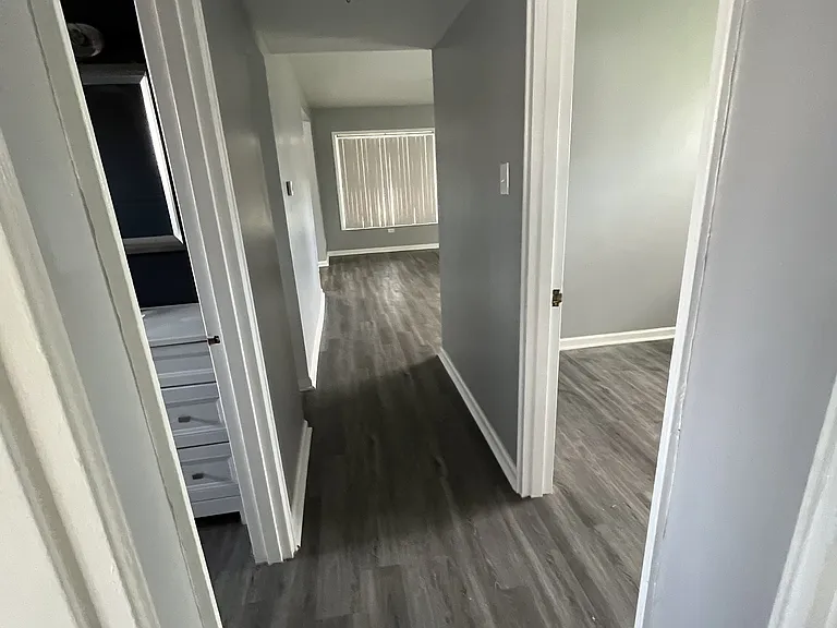 26892 Penn St — Photo 5