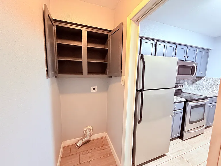 8801 Schick Rd #B — Photo 14