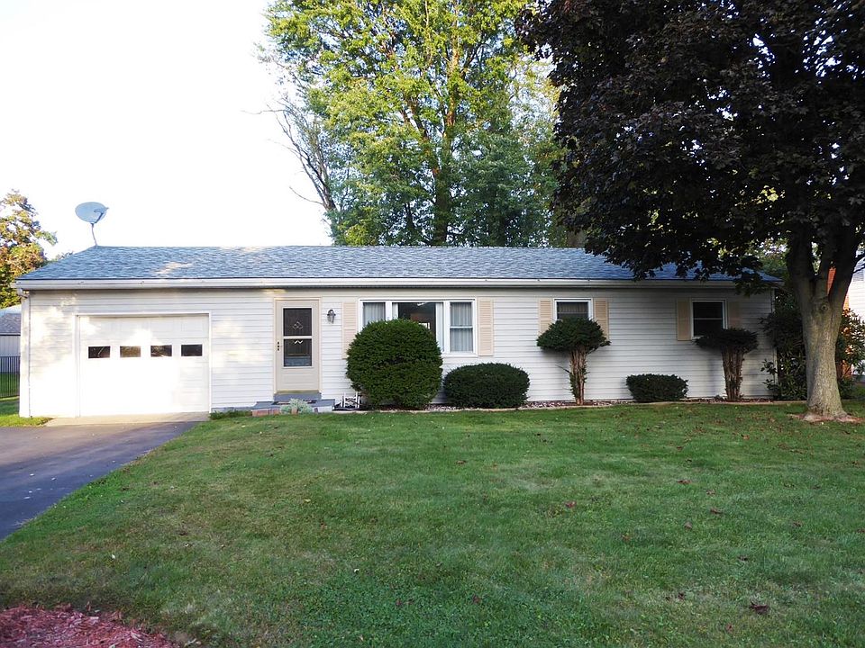 1st image of 1 Mountainview Dr