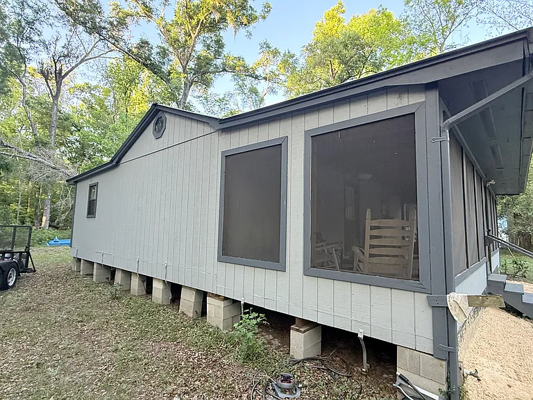 845 SW Santa Fe Dr — Photo 3