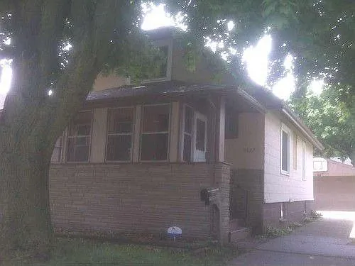 5422 32nd Ave photo 1