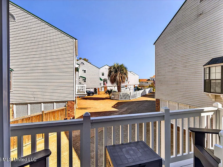 255 E Scenic Dr #G — Photo 36