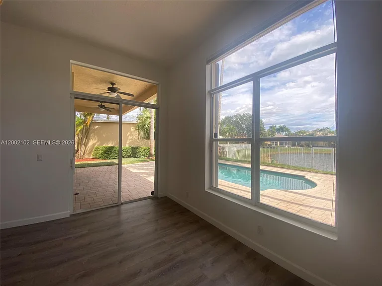 2486 Bay Isle Dr — Photo 19