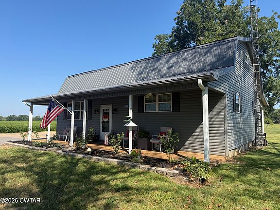 2nd image of 1800 Ozment Rd