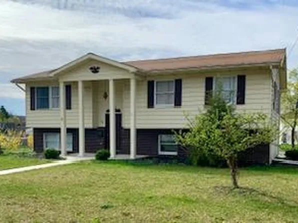 240 E Pulteney St, Corning, NY 14830