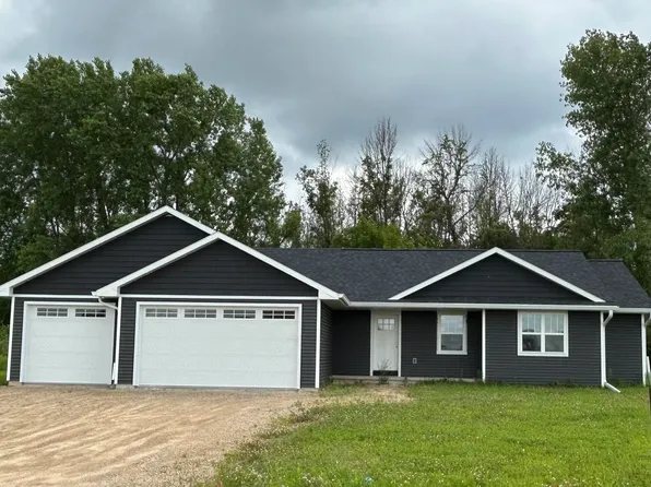 5319 Fenceline Ln, Omro, WI 54963