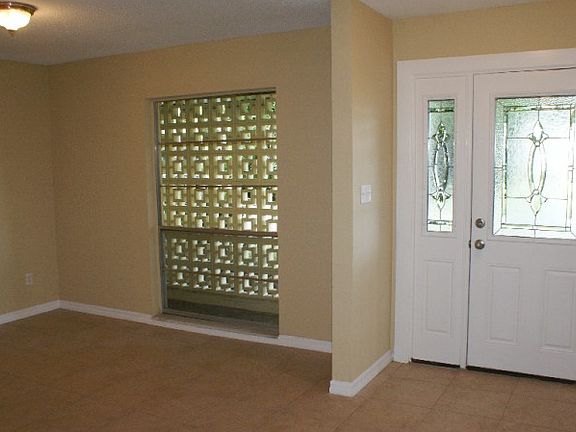4th image of 3003 Saratoga Dr