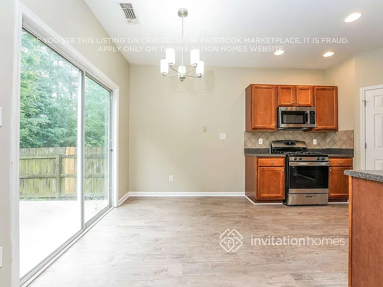 2982 Briaroak Dr — Photo 7