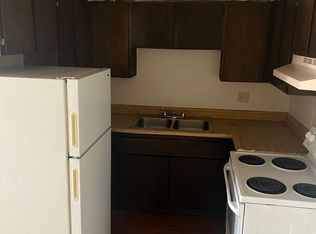 555 S Royal Crest Cir UNIT 26, Las Vegas, NV 89169