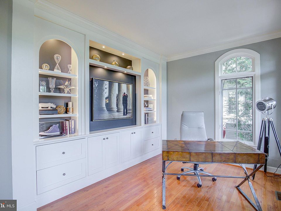 22966 Lois Ln, Ashburn, VA 20148 | Zillow