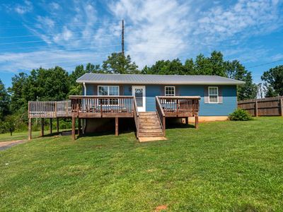 16032 S Radio Station Rd, Seneca, SC, 29678