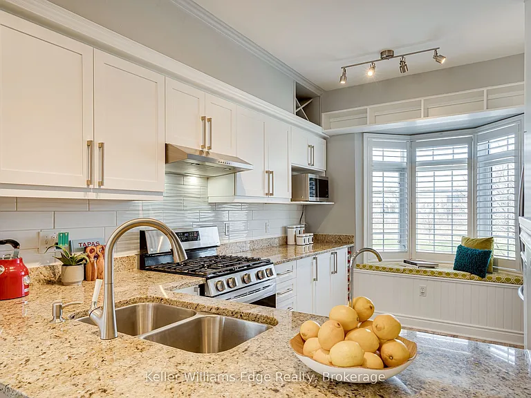 5080 Fairview St #8 — Photo 6