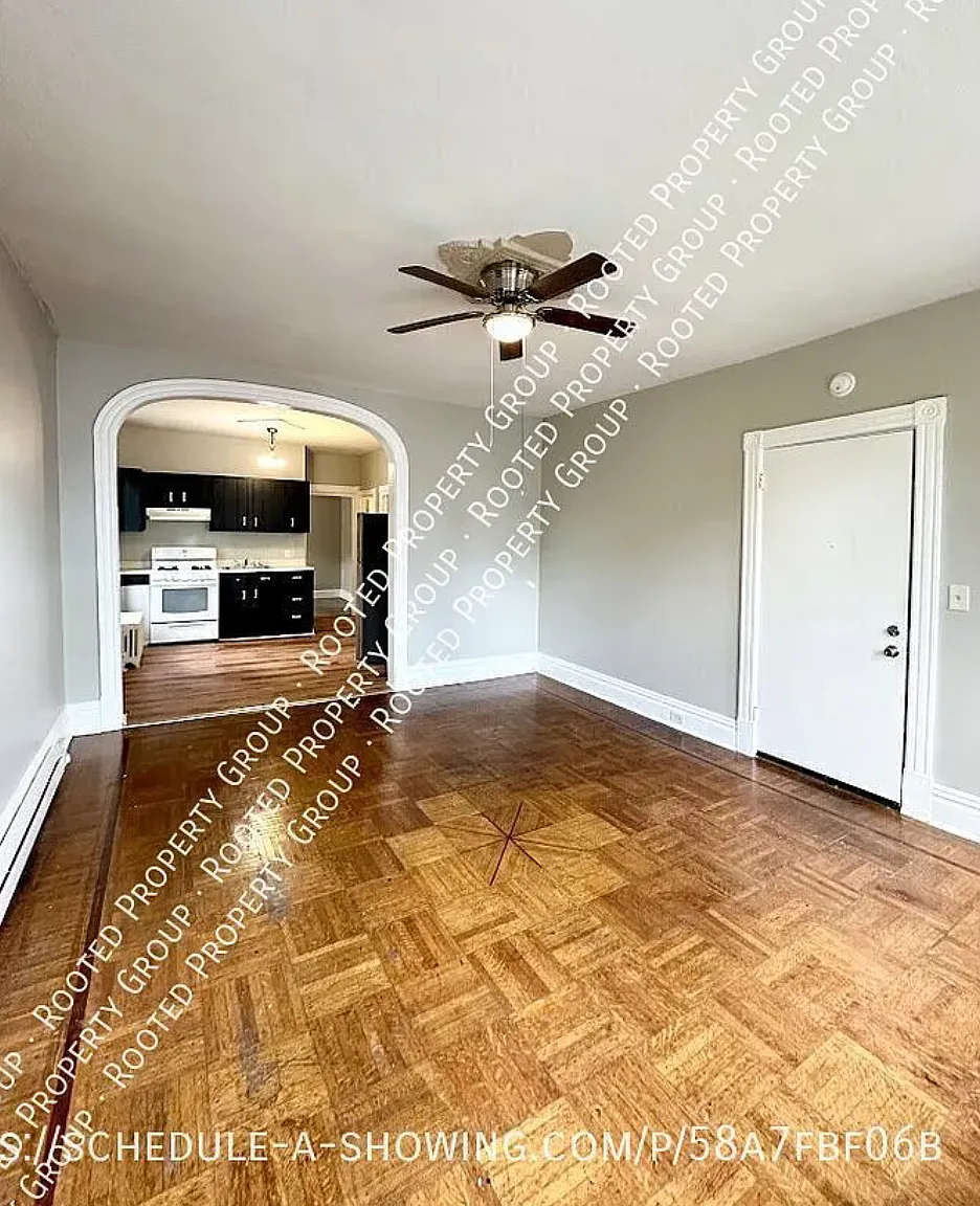 2 bed, 1100 sqft, $1,250 — Photo 2