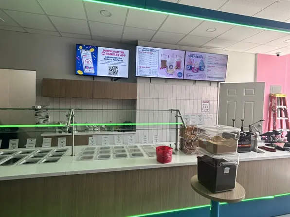 300 Court Street image 9 of 10