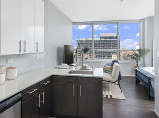 801 W Adams St #1009, Chicago, IL 60607