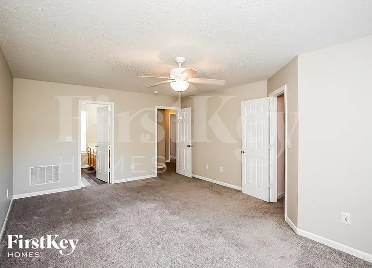 5971 Liverpool Ln — Photo 7