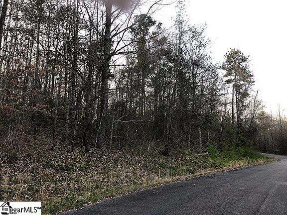 2nd image of 133 Sir Lancelot Dr