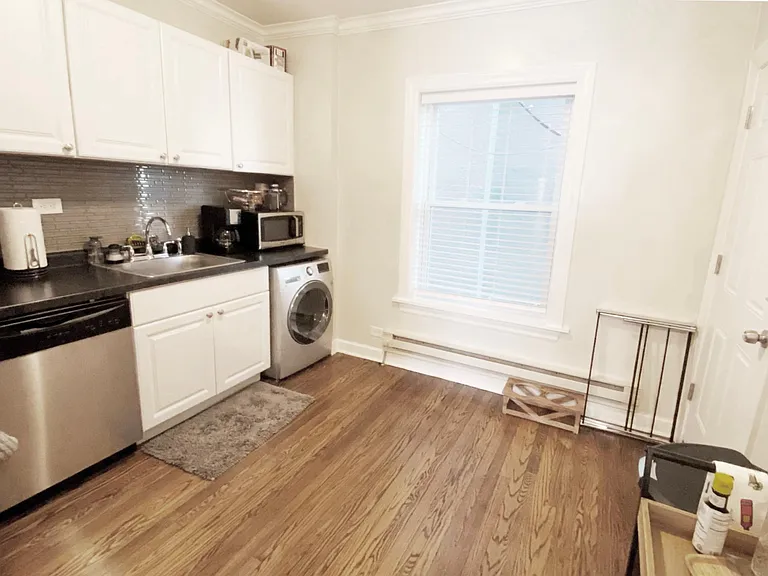 2149 N Fremont St #10N — Photo 3