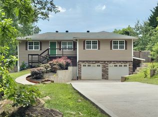 409 Pleasant View Rd, Pickens, SC 29671