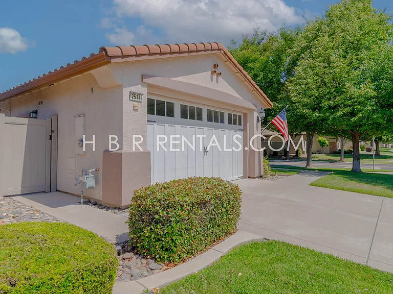 2514 Bellchase Dr — Photo 27