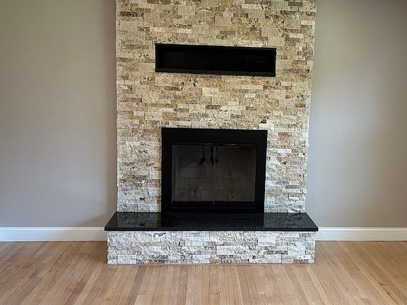 3rd image of 347 Farm Hill Road