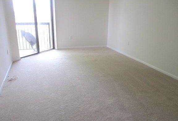 2nd image of 9974 Nob Hill Ln