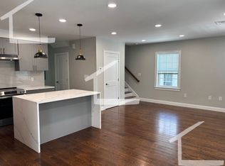 187 Calumet St #12, Roxbury Crossing, MA 02120