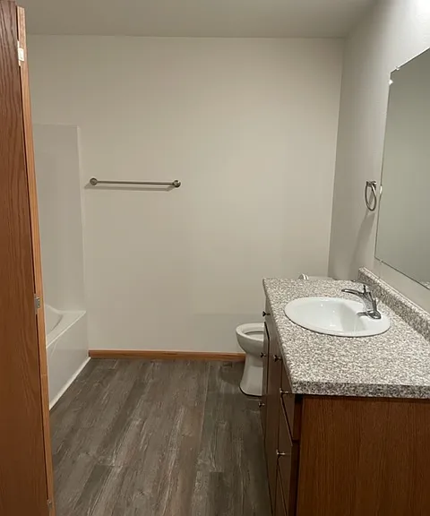 822 Kennedy St #203 — Photo 3