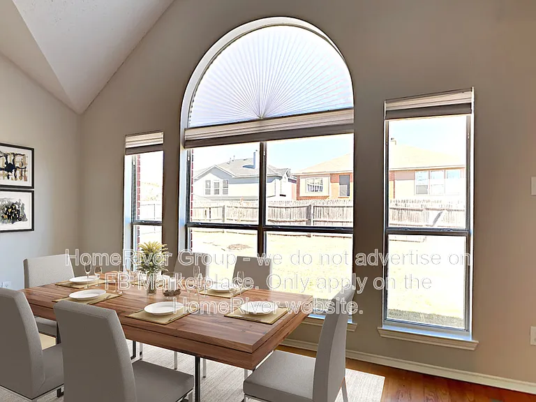 7209 Chaucer Dr — Photo 3