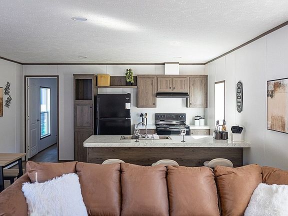 5th image of 3017 Ino Dr