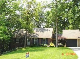 2111 Cedar Hill Rd, Jefferson City, MO 65109