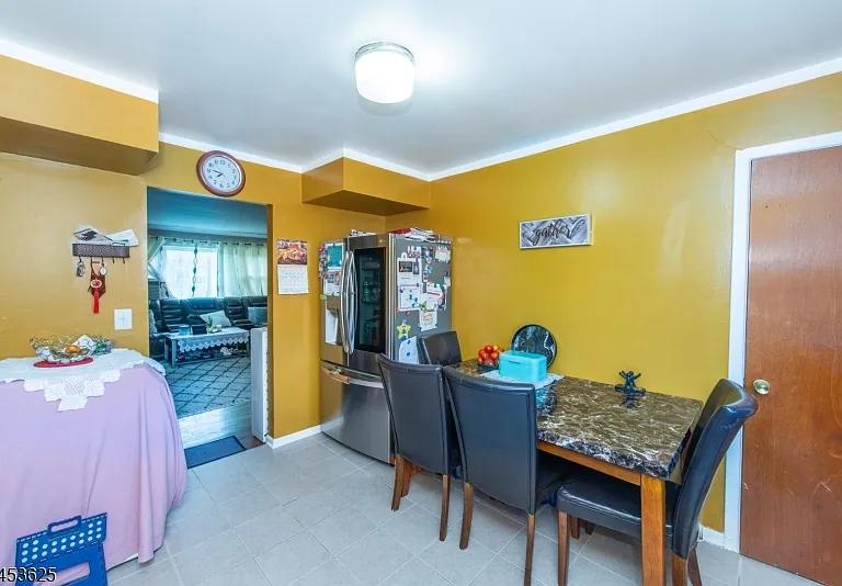 20 Halsey Ave #18 — Photo 6