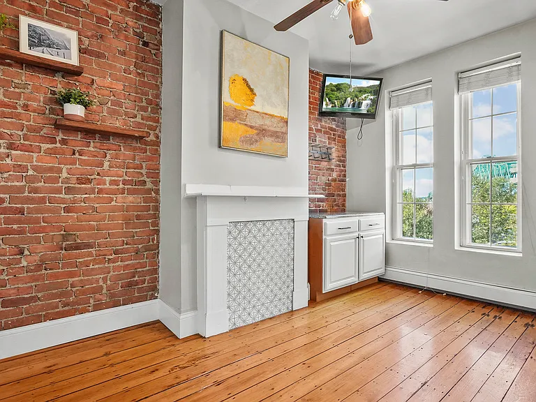 60 Beacon St #2 — Photo 7