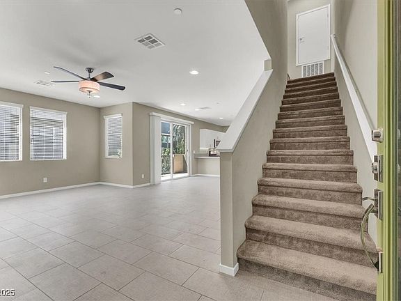 4th image of 11236 Rainbow Peak Ave #210