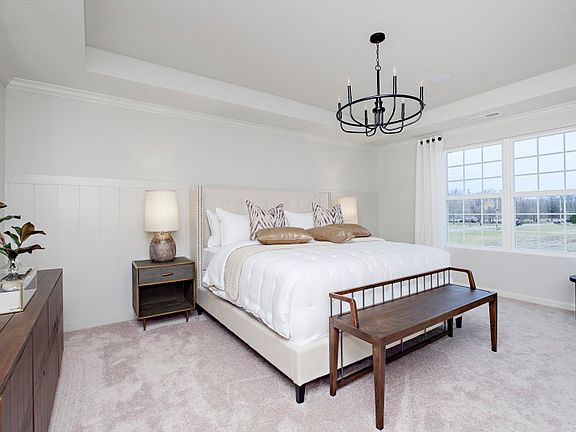 Spacious Owner s Suite