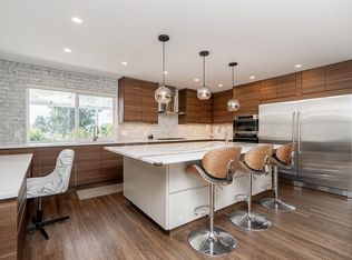 18864 119b Ave, Pitt Meadows, BC V3Y 1W7