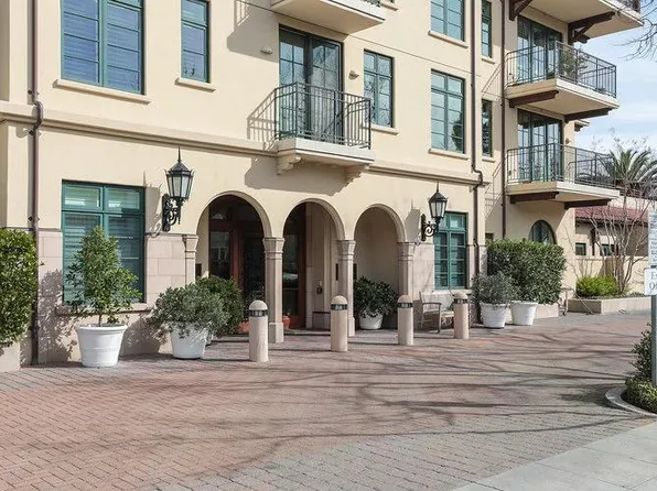 555 Byron St APT 305, Palo Alto, CA 94301