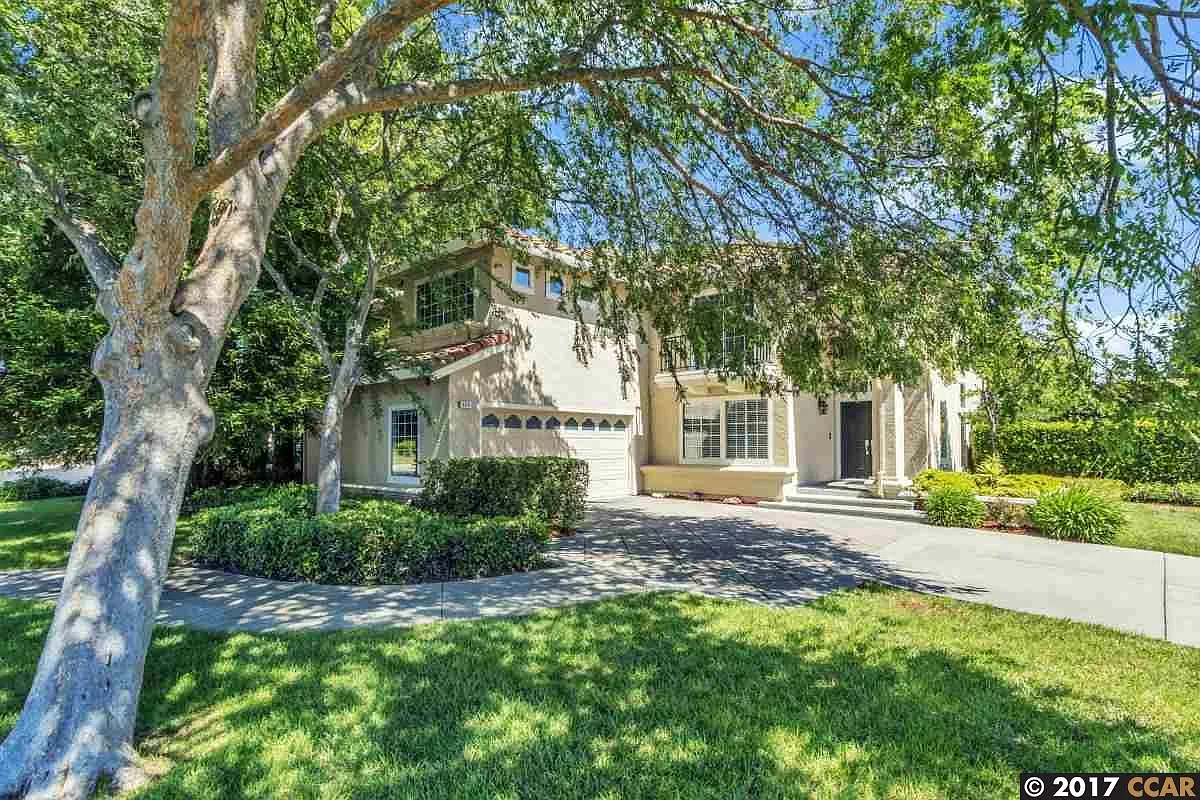 889 Turino St photo 1