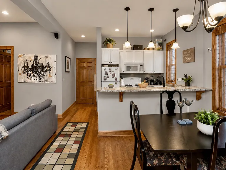 2648 W Rice St #2F — Photo 4
