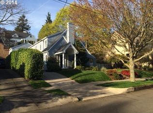 2117 NE Ridgewood Dr, Portland, OR 97212