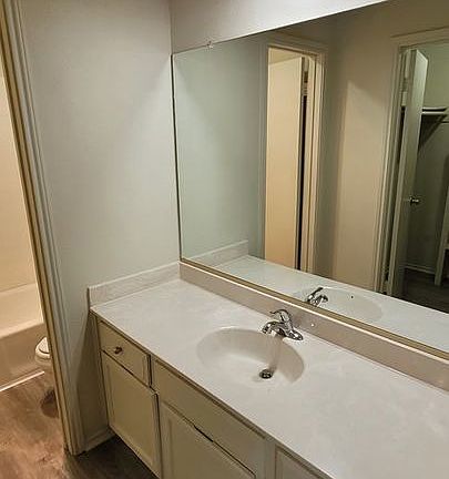 5th image of 4108 18th St #Lo