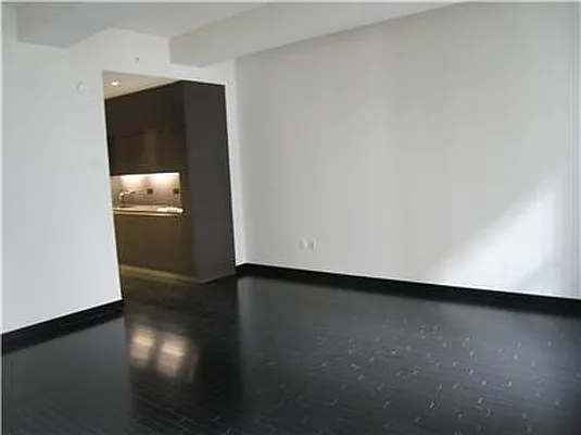 Rented by Kian Realty | media 16