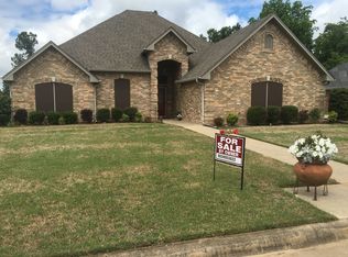 1725 Meadowview Dr, Reno, TX 75462